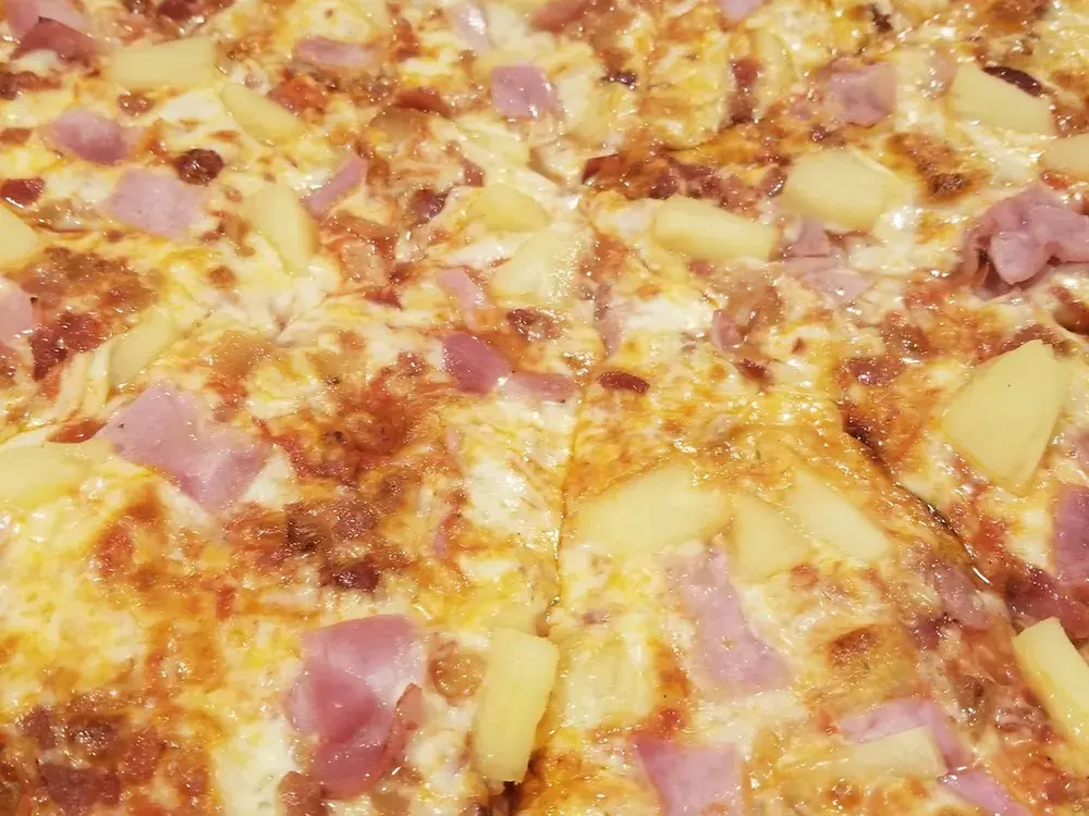 Hawaiian Pizza
